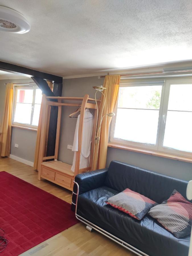 Gemuetliche Gaestezimmer In Einem Neu Sanierten Fachwerkhaus Sachsenheim Extérieur photo