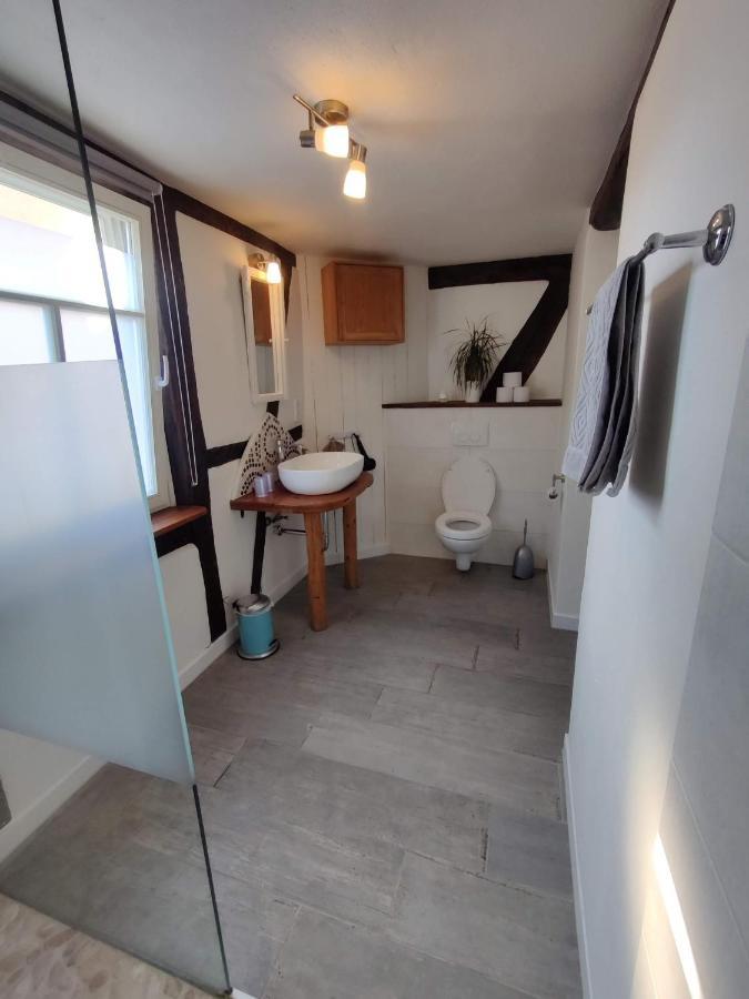 Gemuetliche Gaestezimmer In Einem Neu Sanierten Fachwerkhaus Sachsenheim Extérieur photo