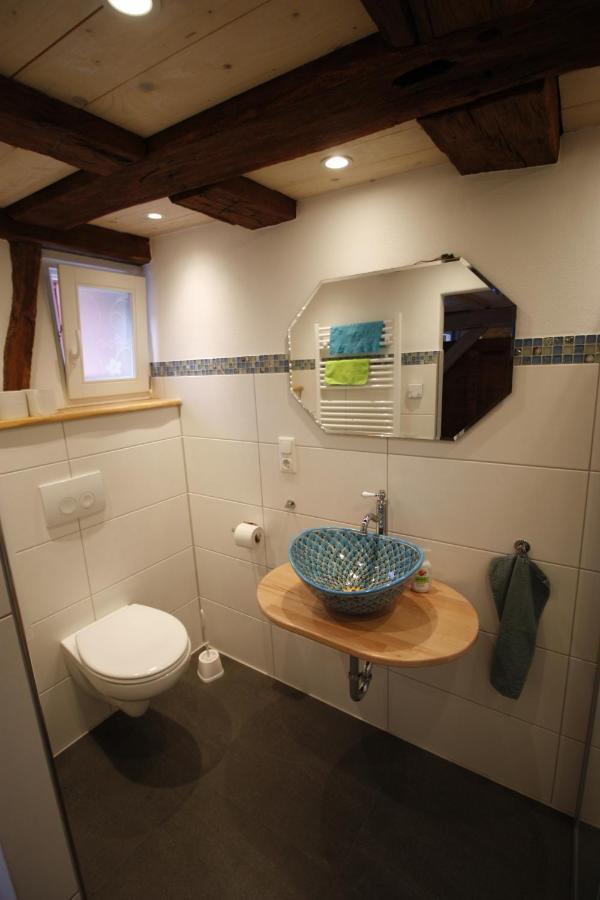 Gemuetliche Gaestezimmer In Einem Neu Sanierten Fachwerkhaus Sachsenheim Extérieur photo
