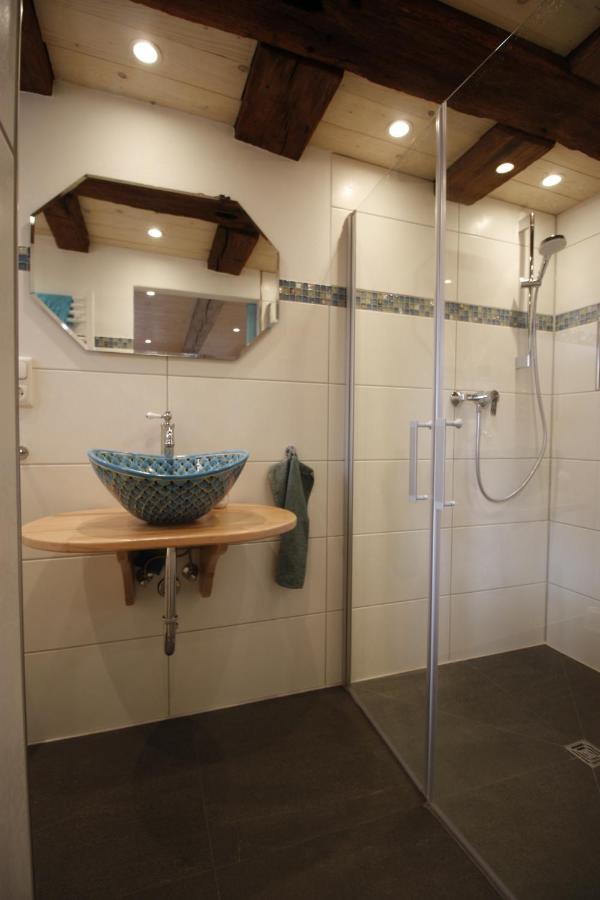 Gemuetliche Gaestezimmer In Einem Neu Sanierten Fachwerkhaus Sachsenheim Extérieur photo